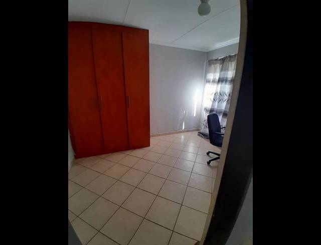 4 BEDROOM HOUSE FOR SALE IN LOTUS GARDENS